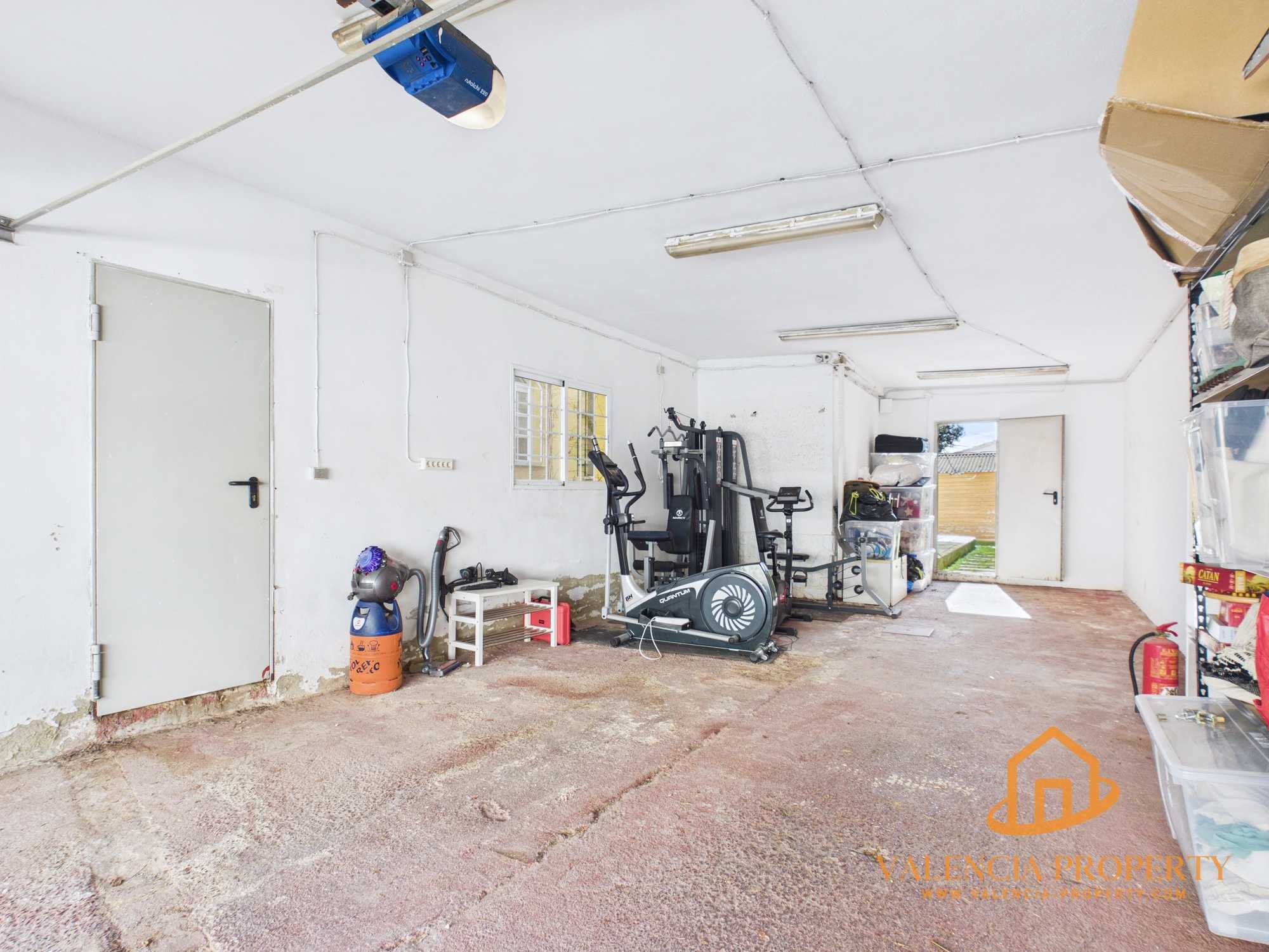 Property 2466 - Image 35