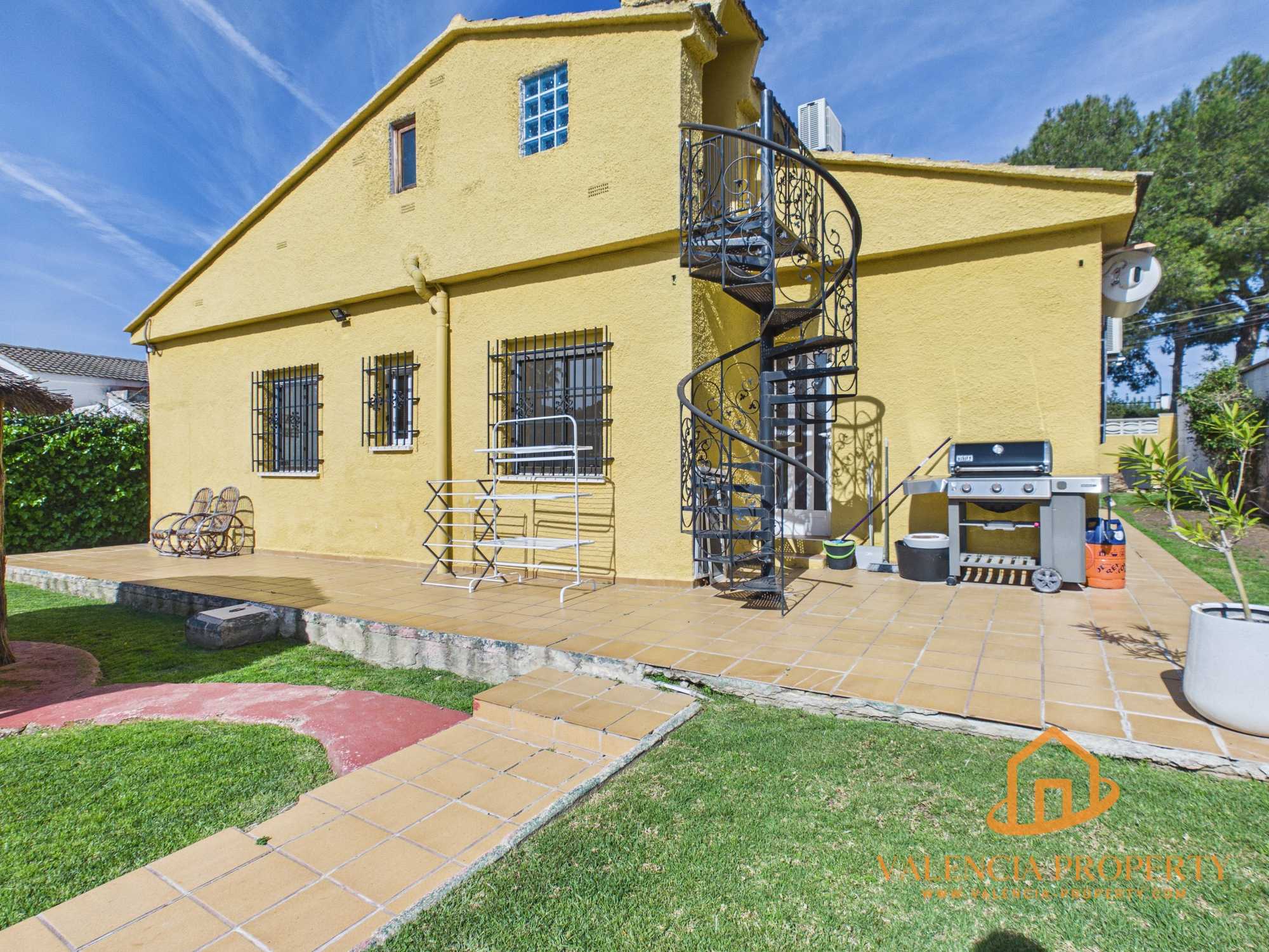 Property 2466 - Image 2