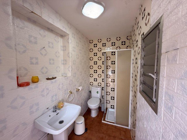 Property 2466 - Image 20