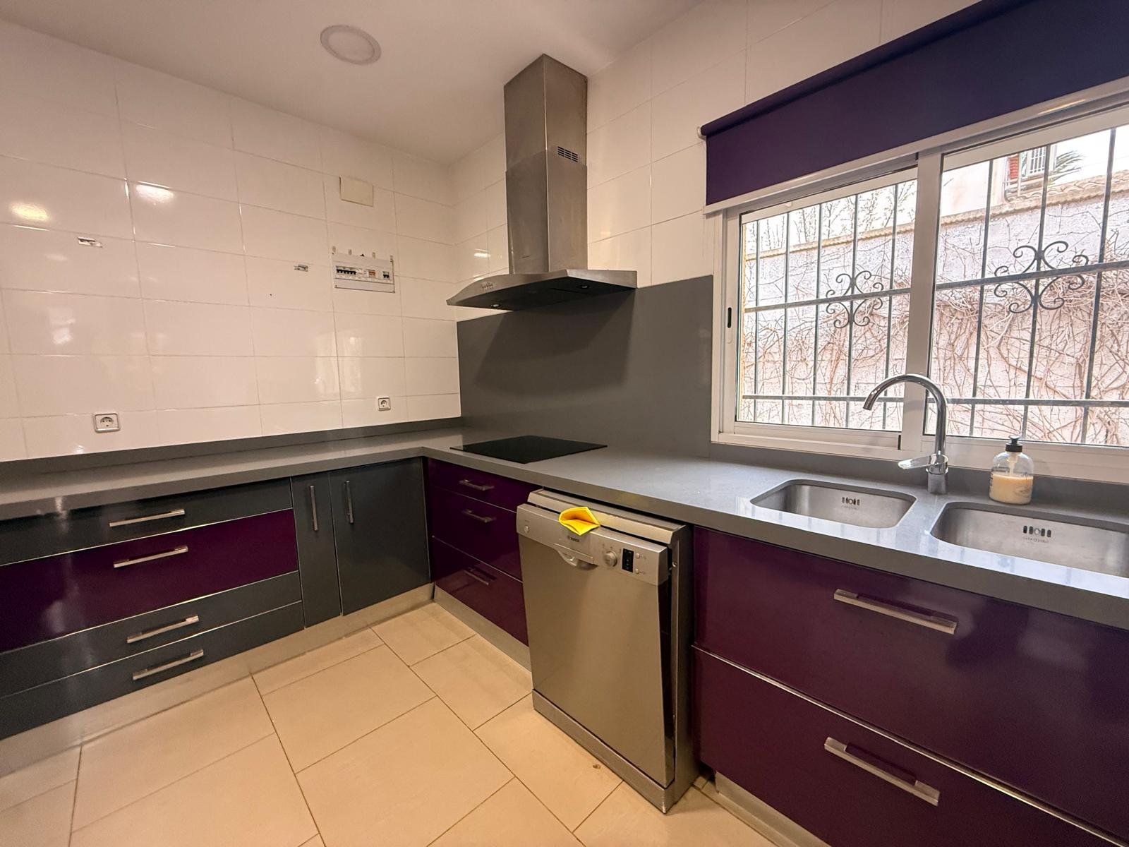 Property 2466 - Image 18