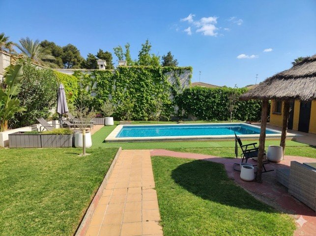 Property 2466 - Image 2