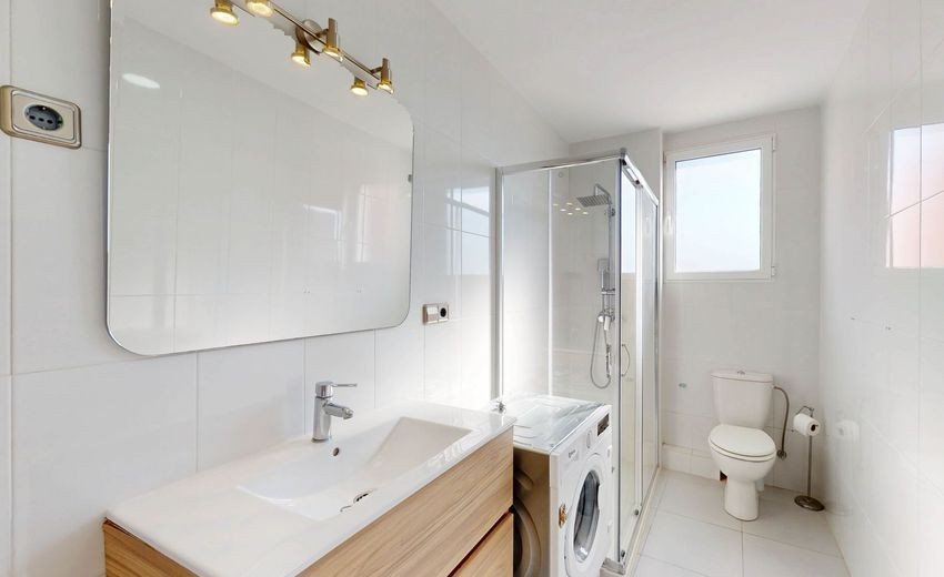 Property 2468 - Image 11