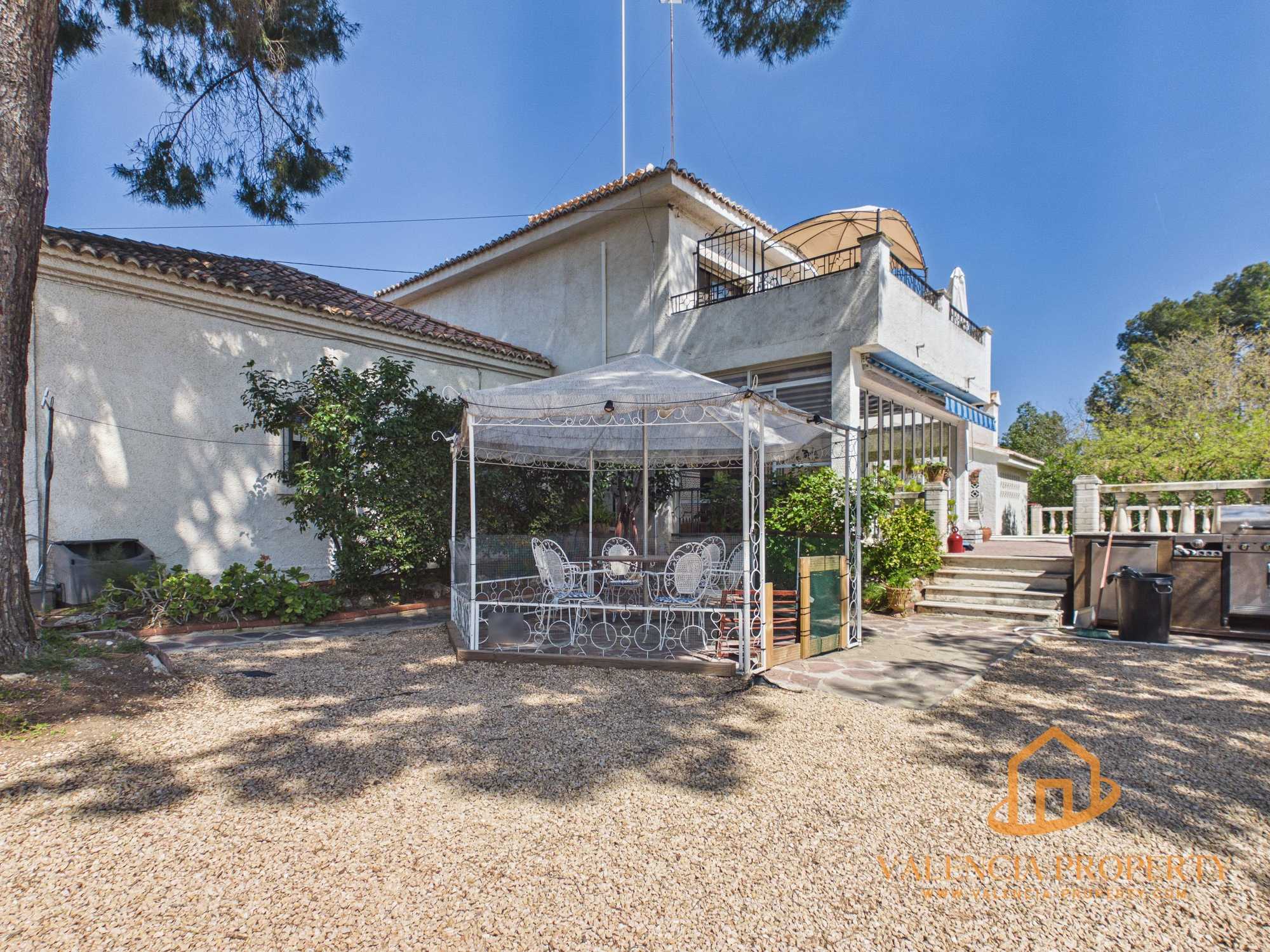 Property 2474 - Image 5