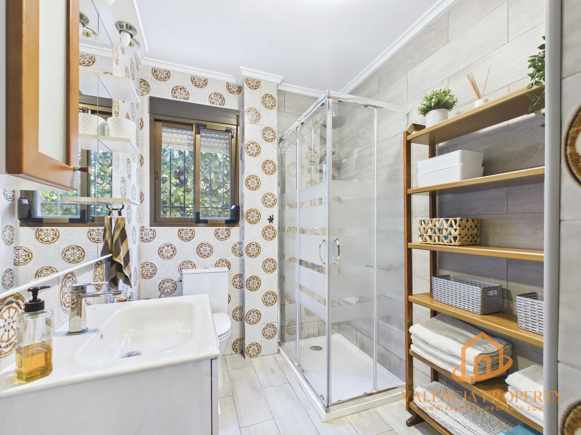 Property 2474 - Image 46