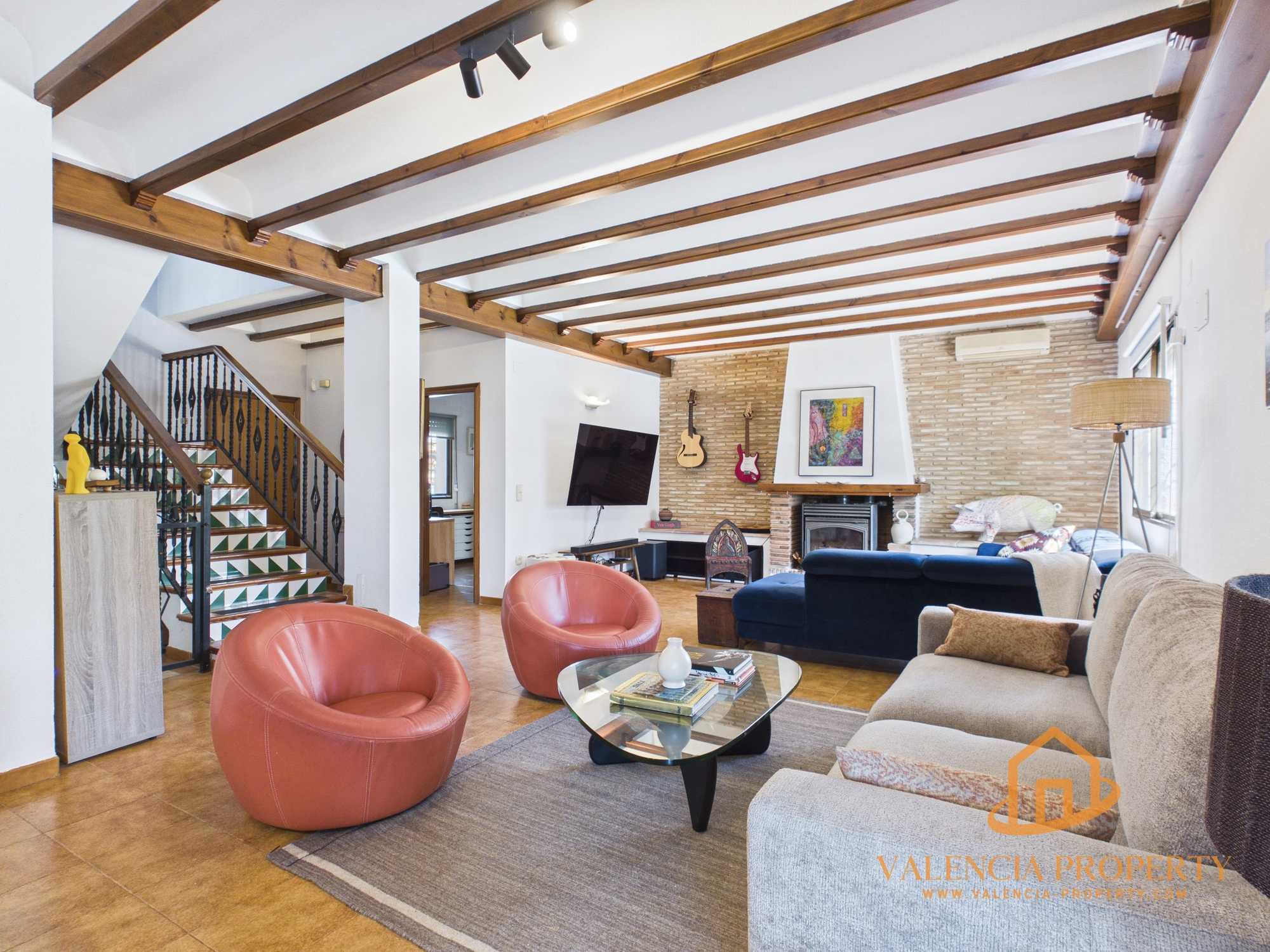 Property 2474 - Image 18