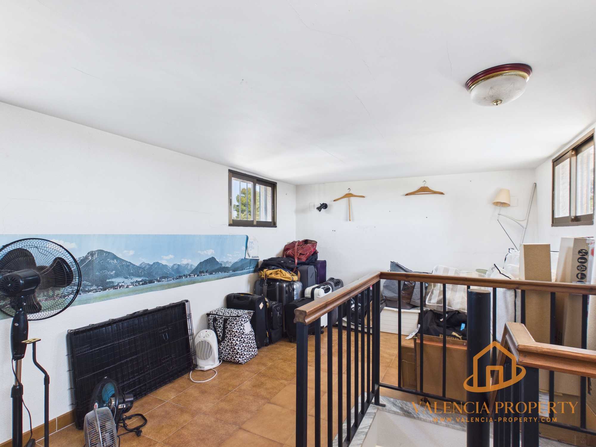 Property 2474 - Image 36