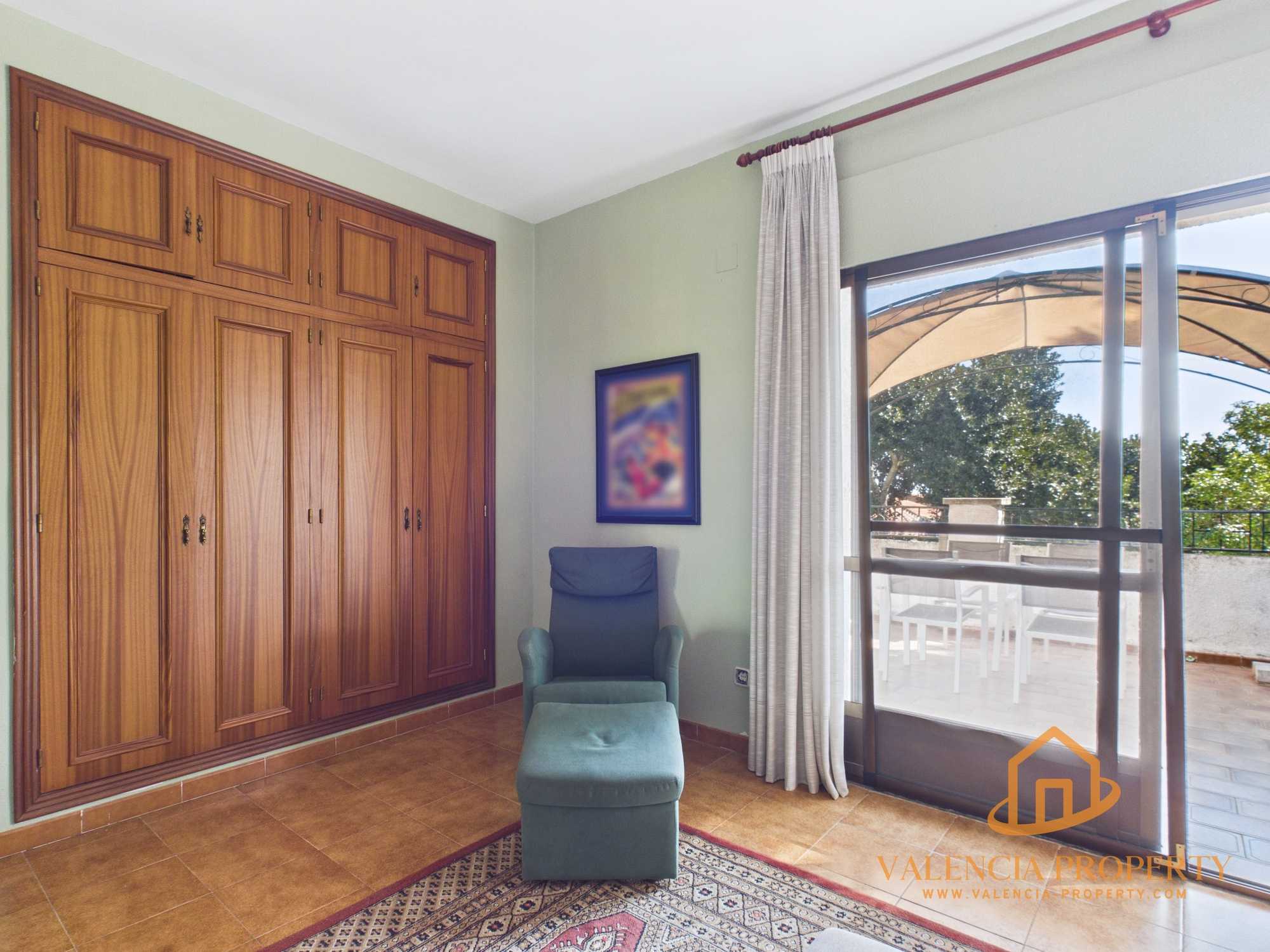 Property 2474 - Image 24