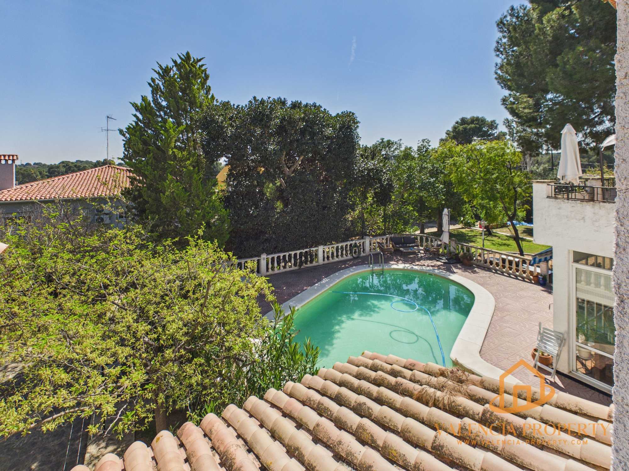 Property 2474 - Image 38