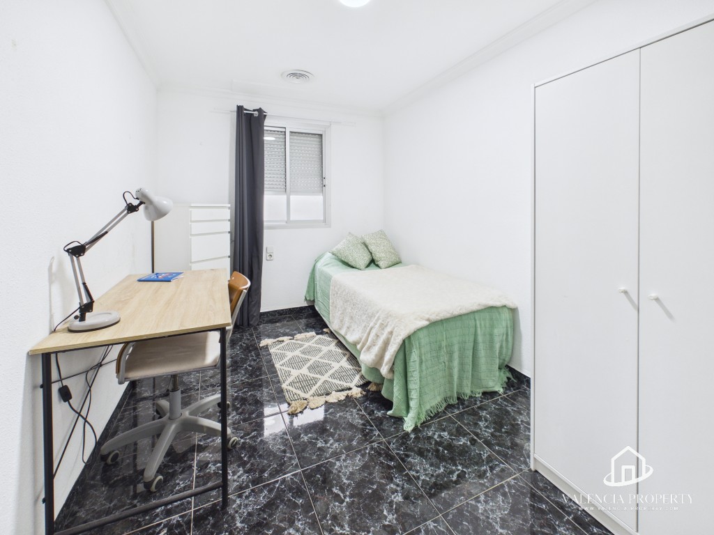 Property 2481 - Image 6