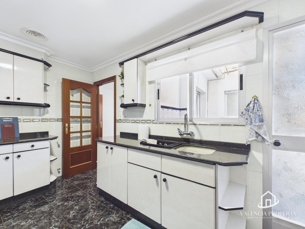 Property 2481 - Image 9