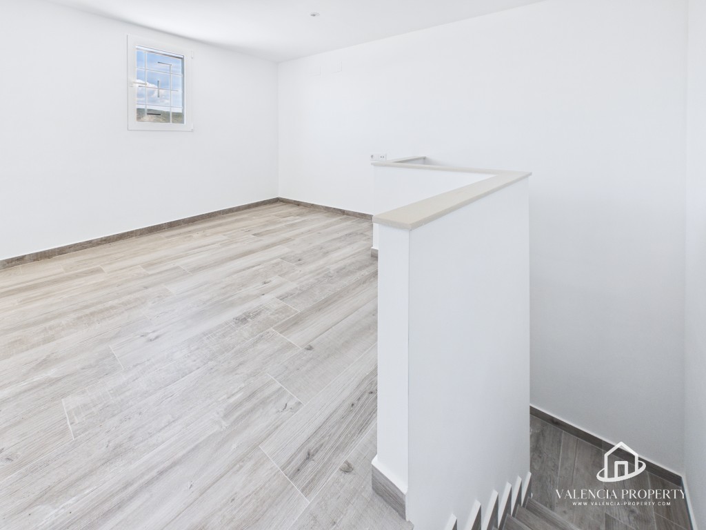 Property 2487 - Image 8