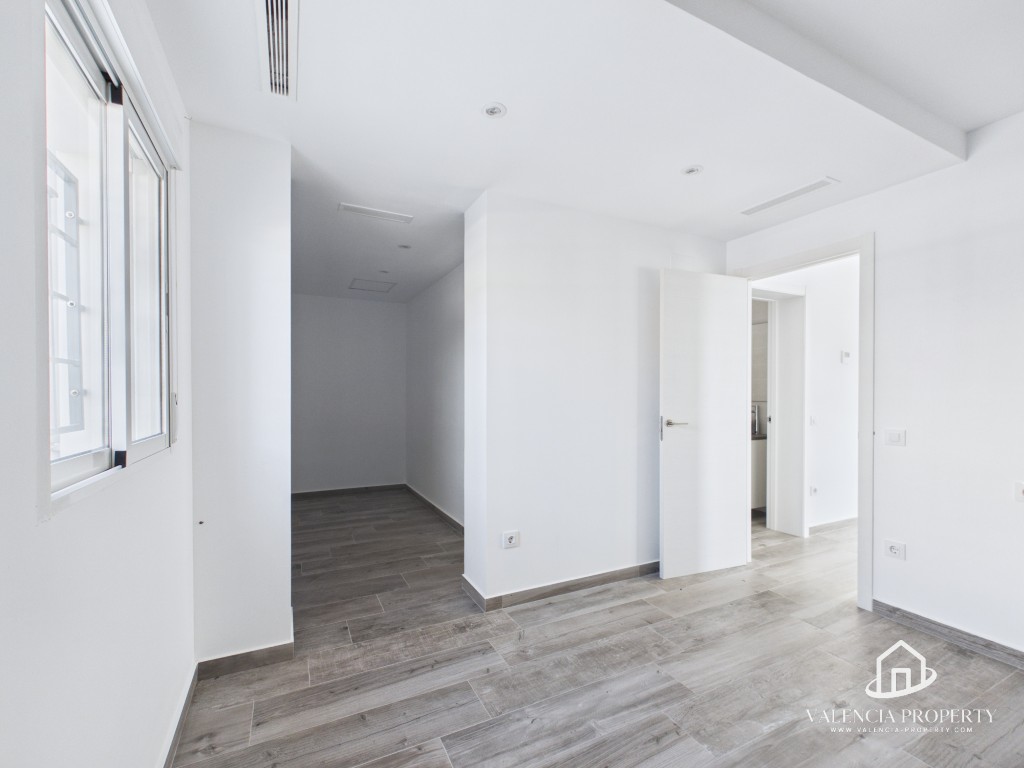 Property 2487 - Image 16