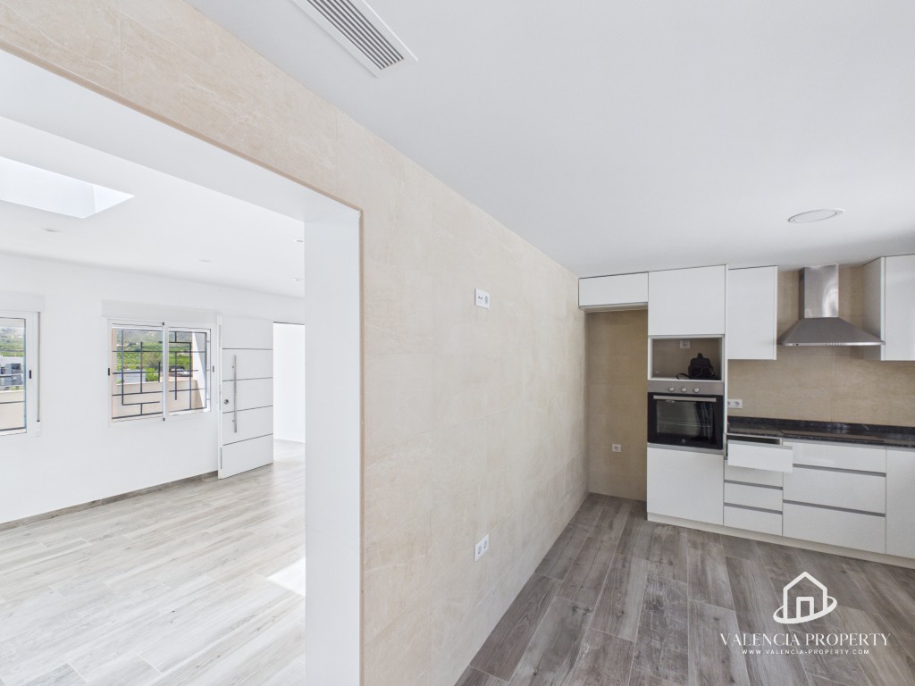 Property 2487 - Image 22