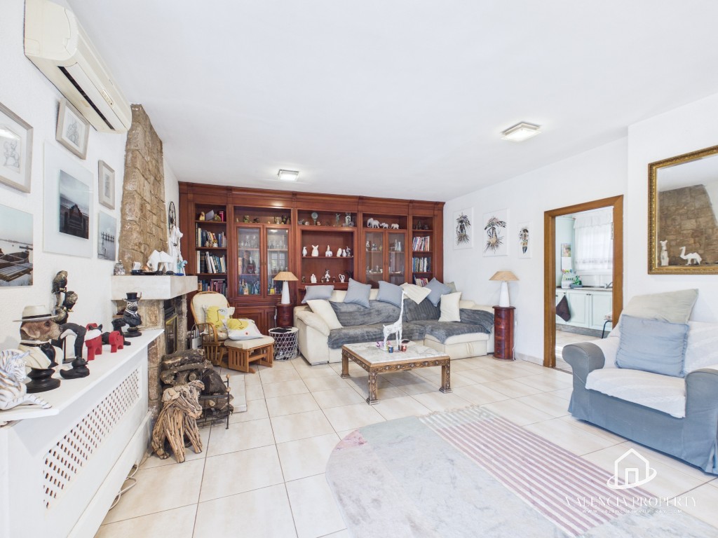 Property 2490 - Image 5
