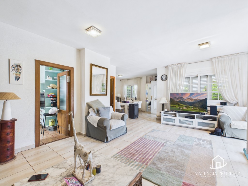Property 2490 - Image 7