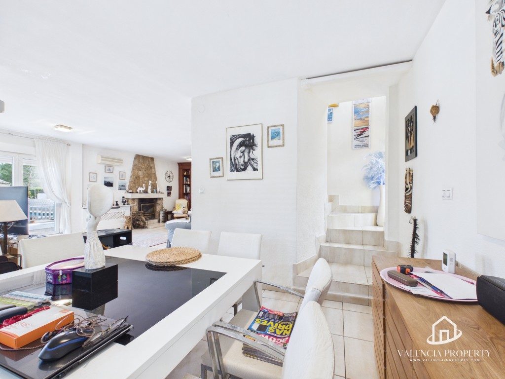 Property 2490 - Image 13