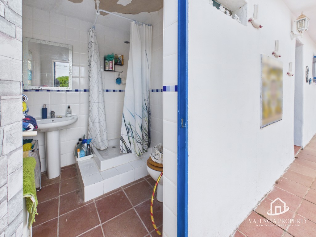 Property 2490 - Image 36