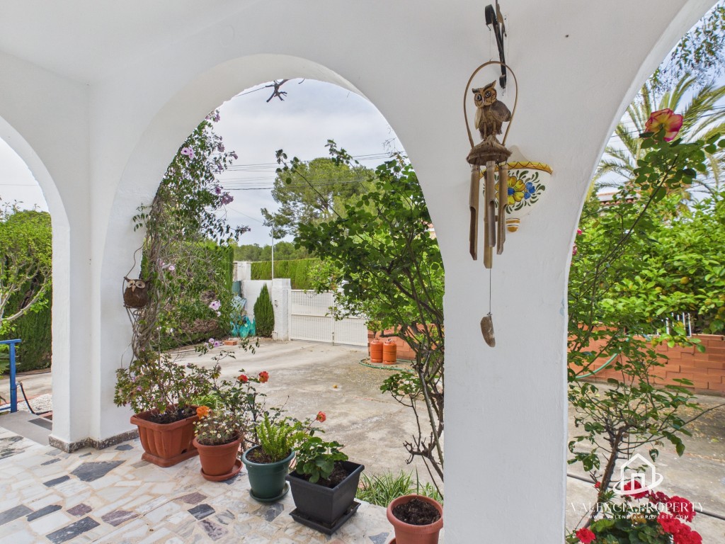 Property 2490 - Image 49