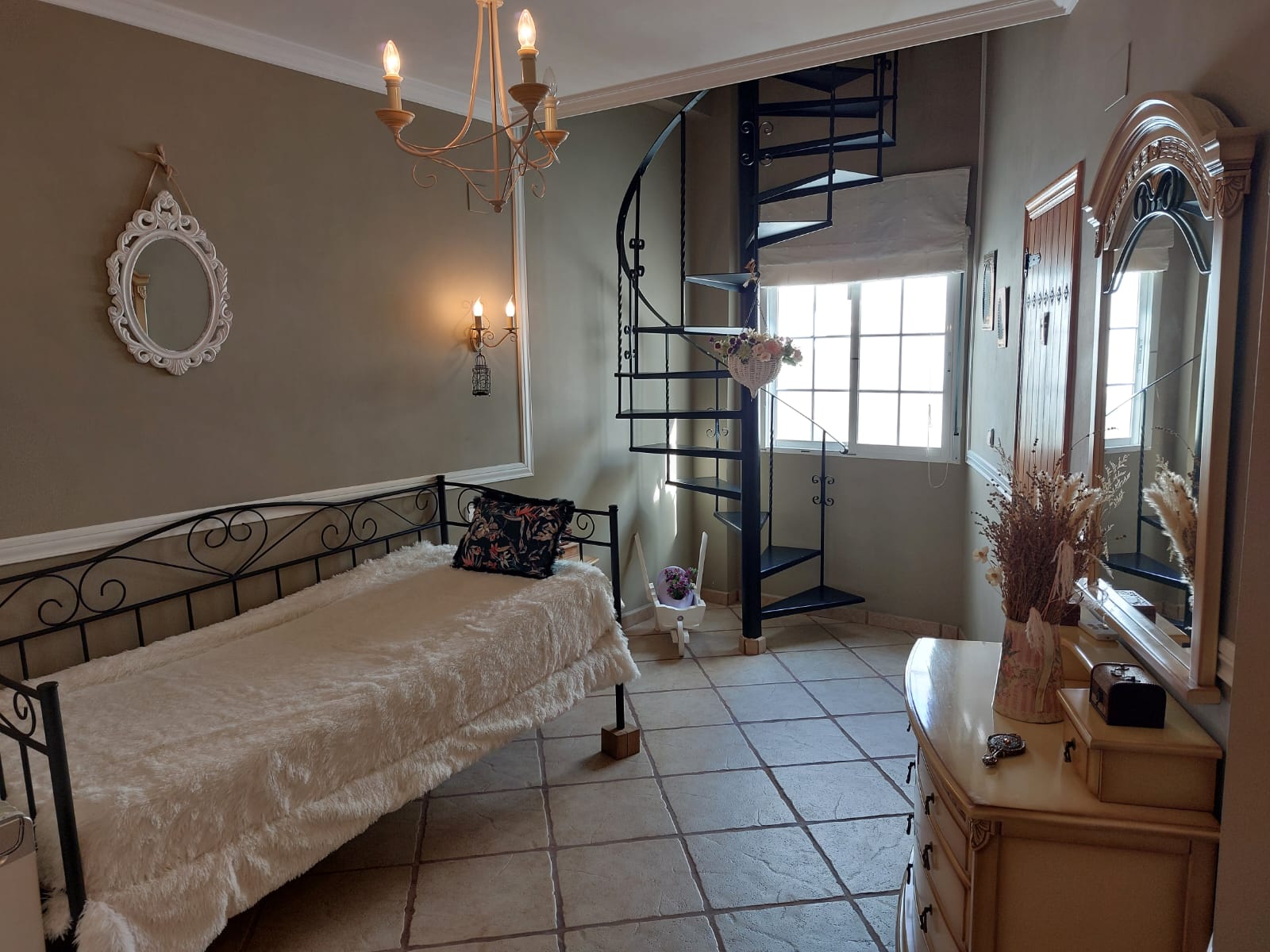 Property 2491 - Image 13