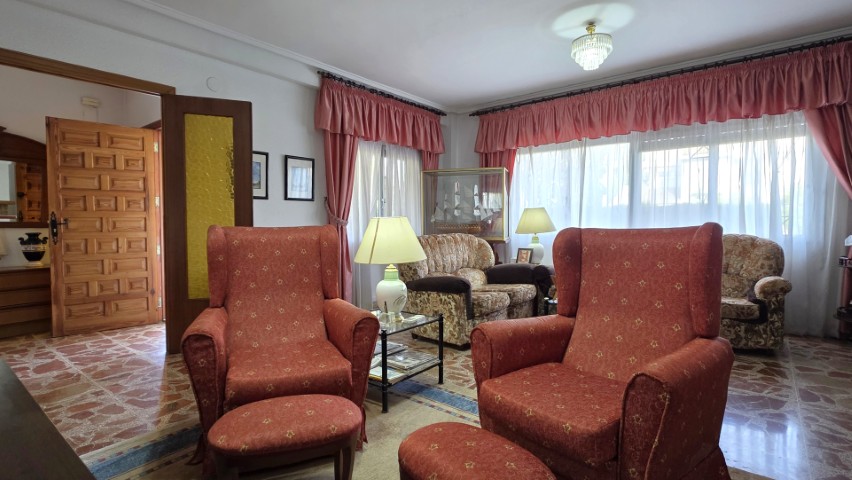 Property 2493 - Image 47