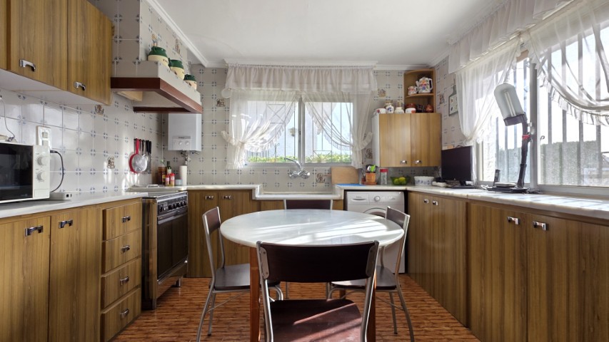 Property 2493 - Image 50