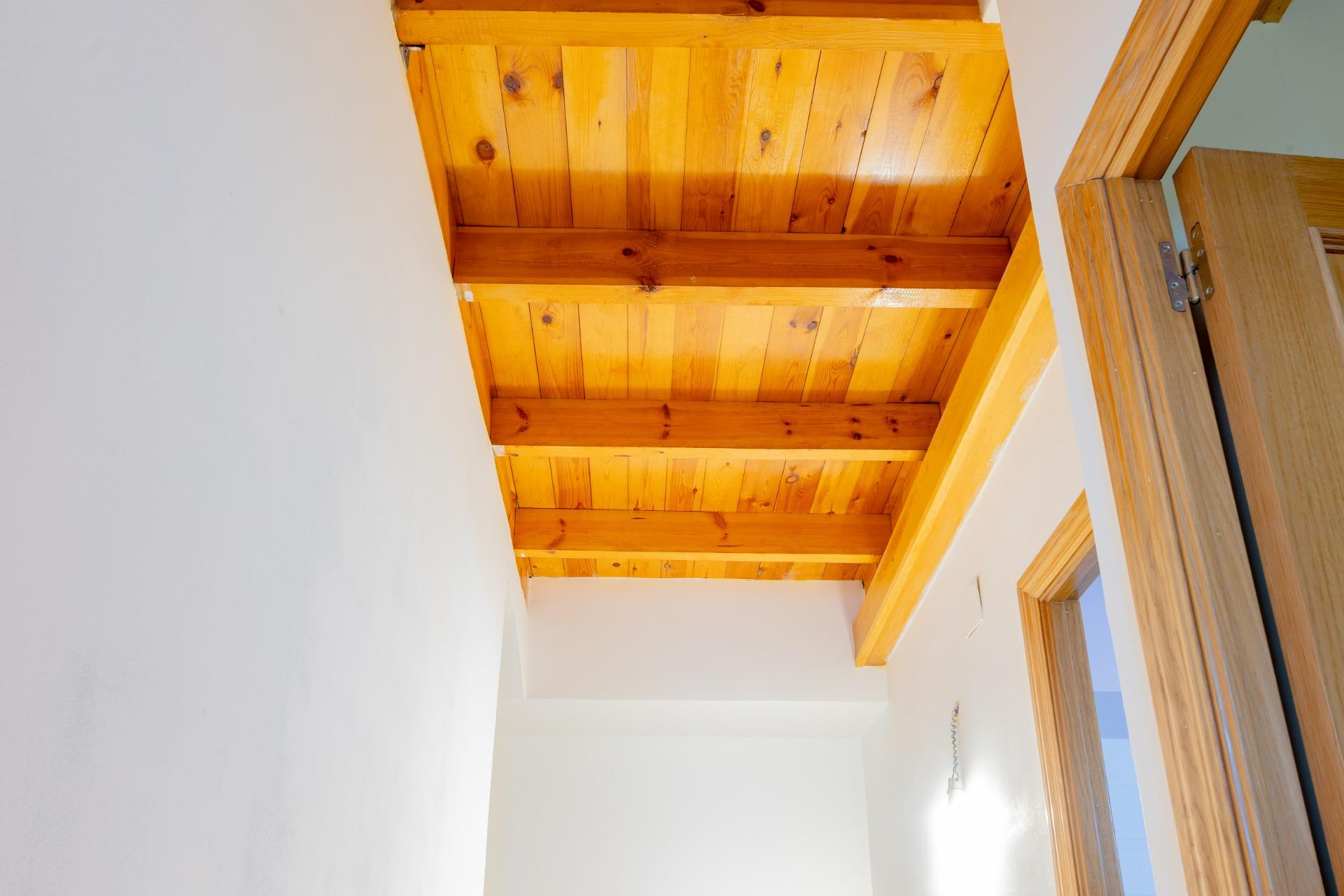 Property 2495 - Image 19