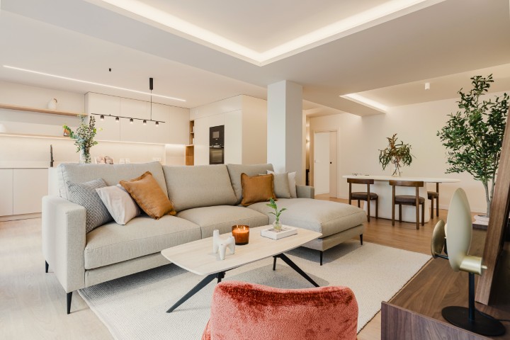 Property 2496 - Image 5
