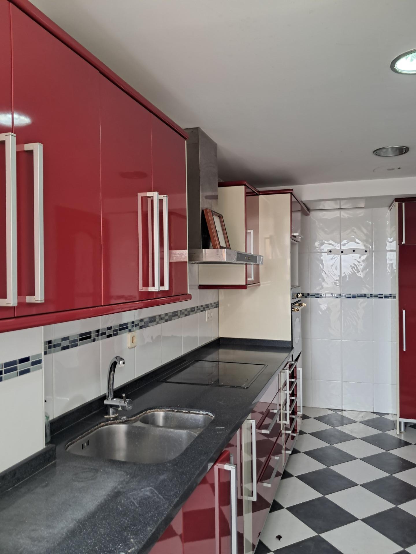Property 2497 - Image 20