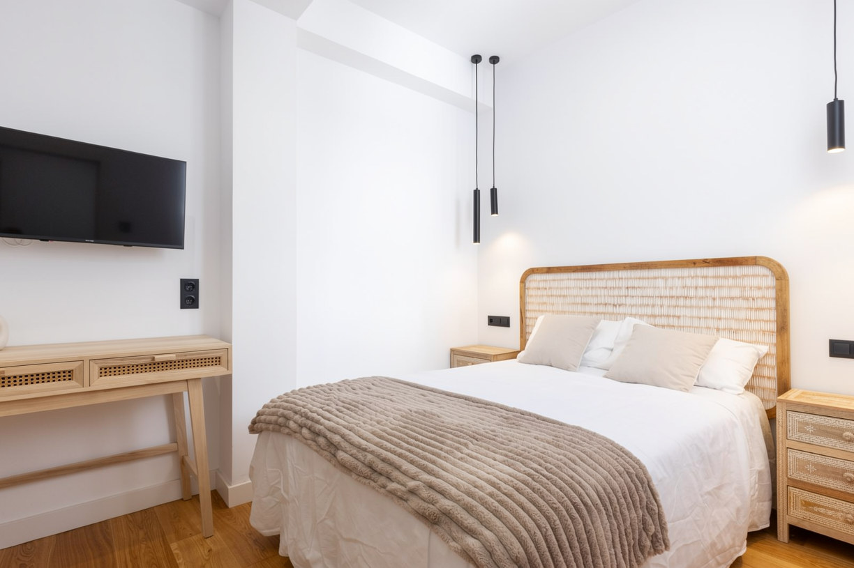 Property 2500 - Image 16