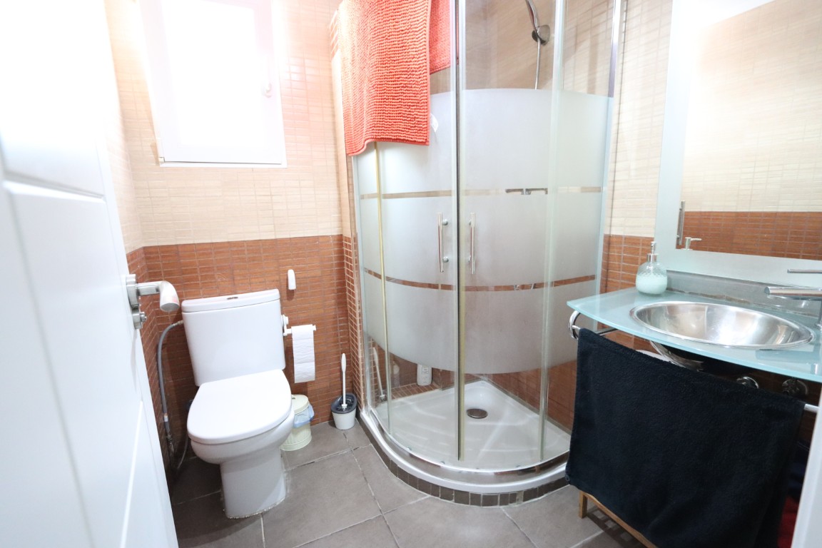 Property 2515 - Image 11