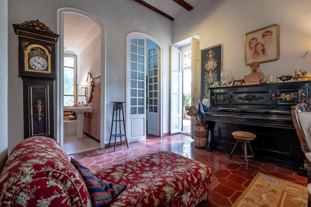 Property 2519 - Image 34