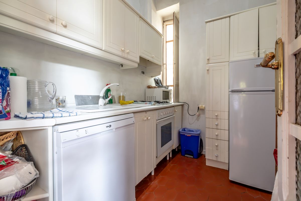 Property 2519 - Image 40