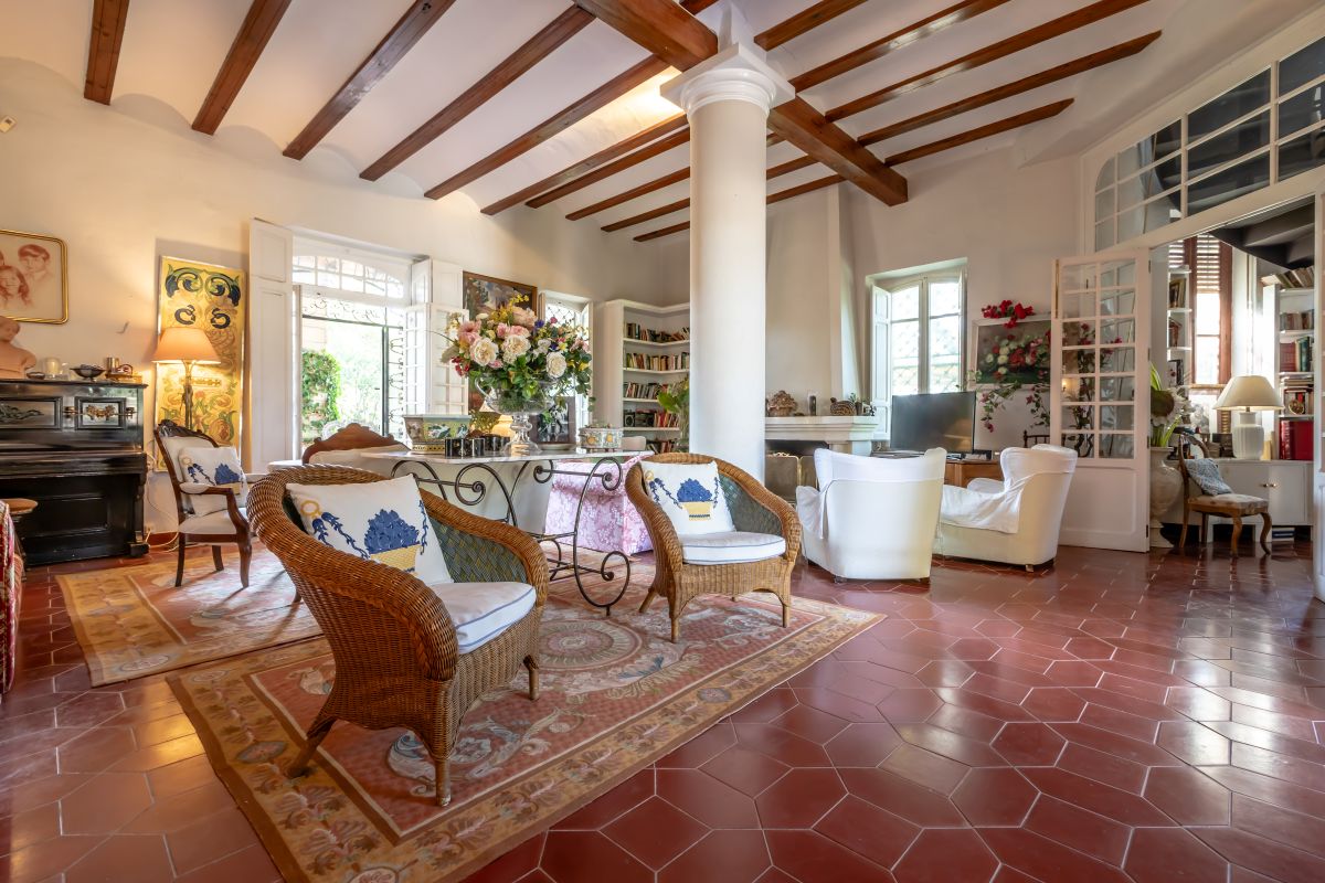 Property 2519 - Image 33