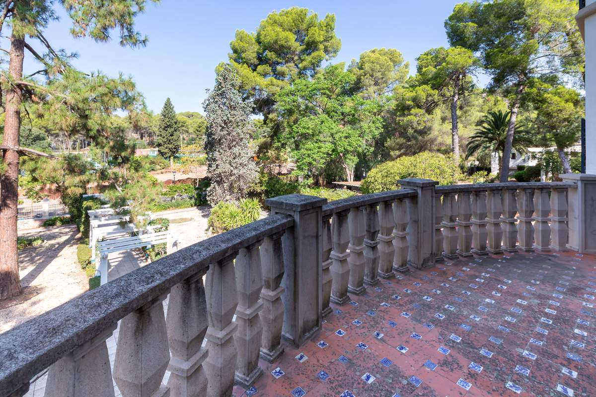 Property 2519 - Image 20