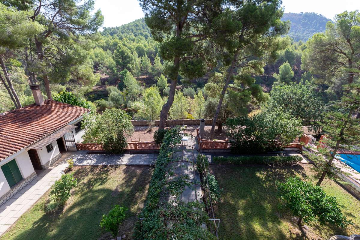 Property 2519 - Image 15