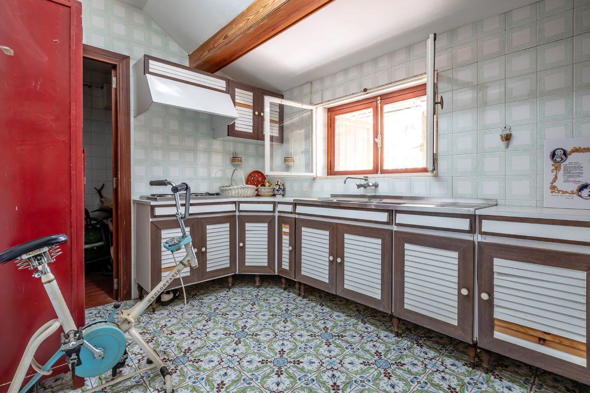 Property 2519 - Image 54