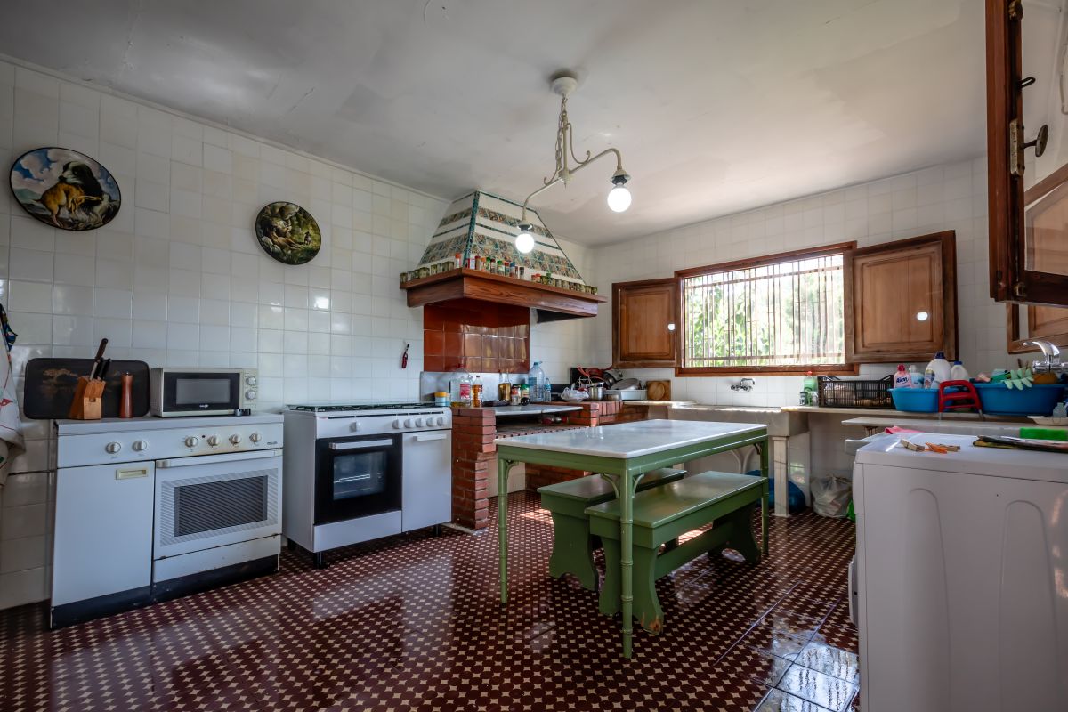 Property 2519 - Image 56