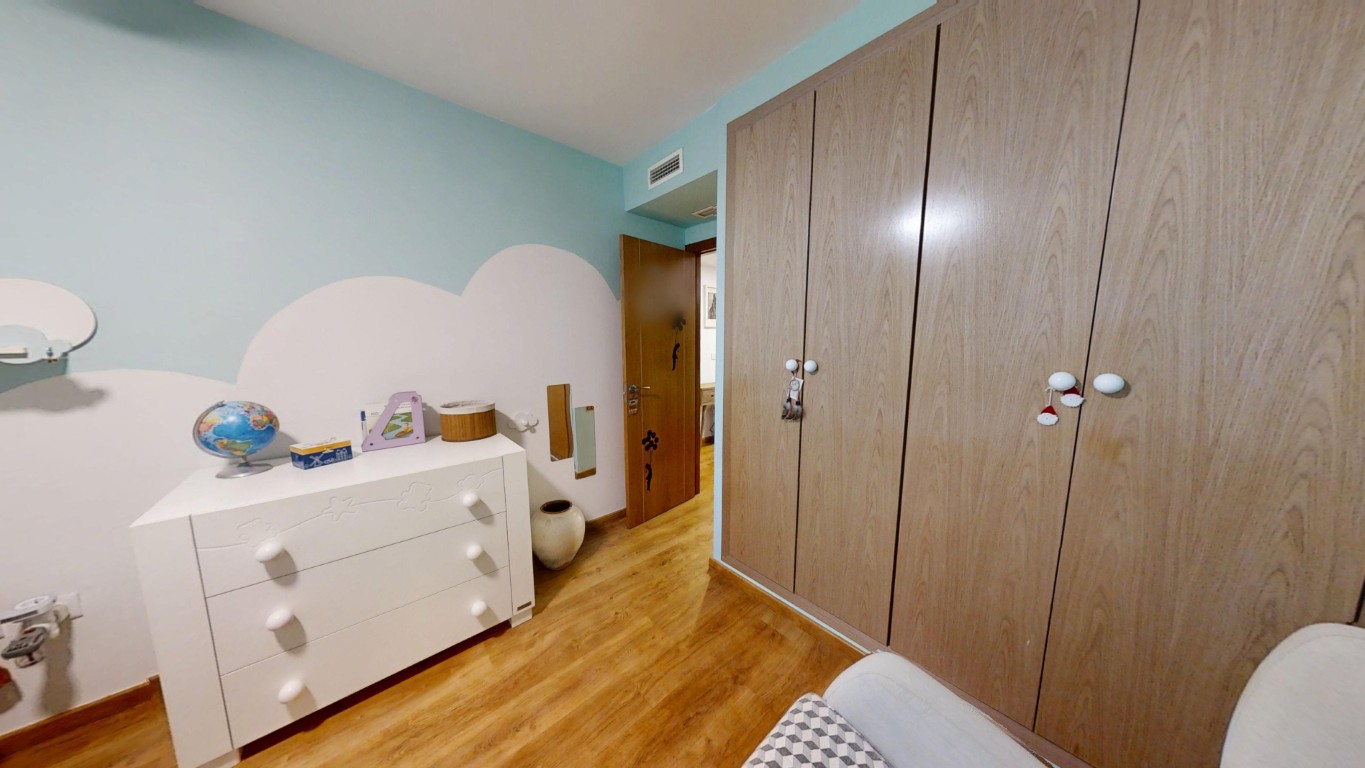 Property 2527 - Image 40