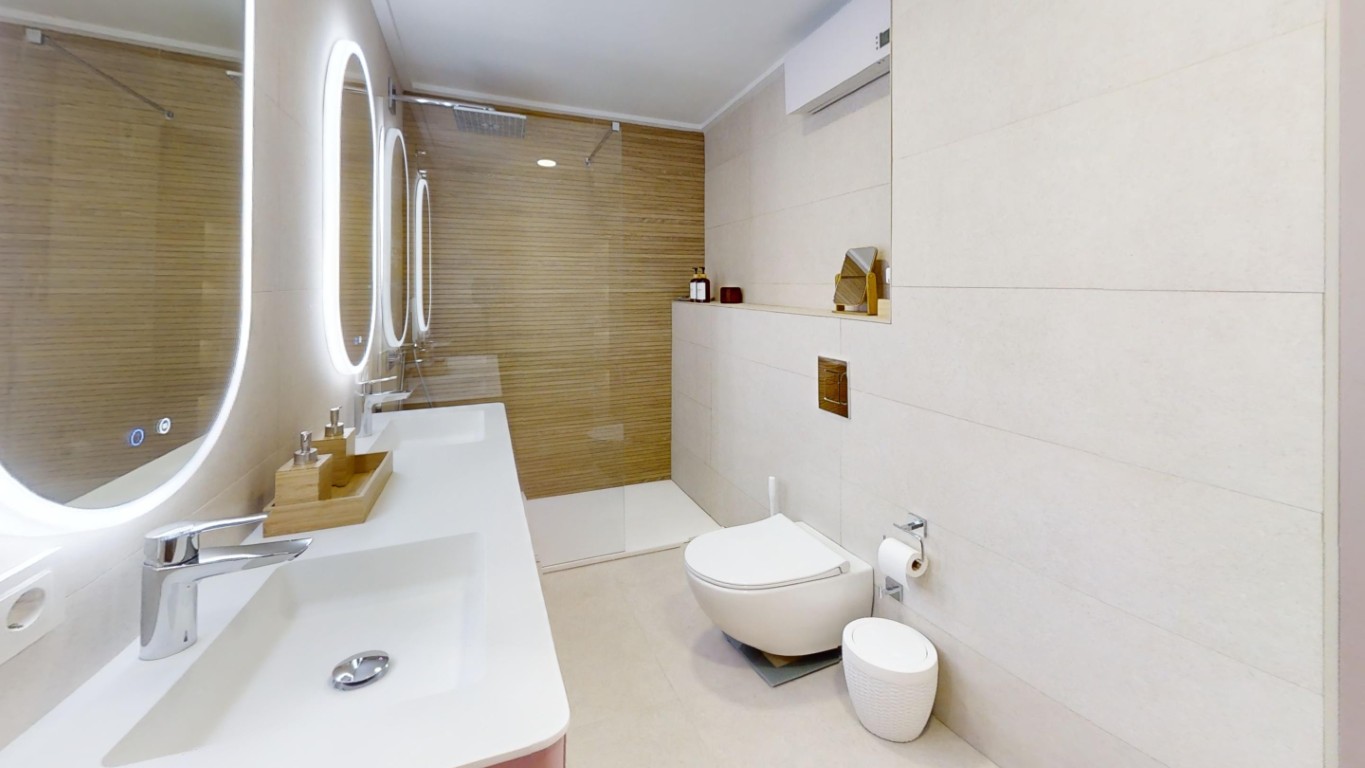 Property 2527 - Image 25
