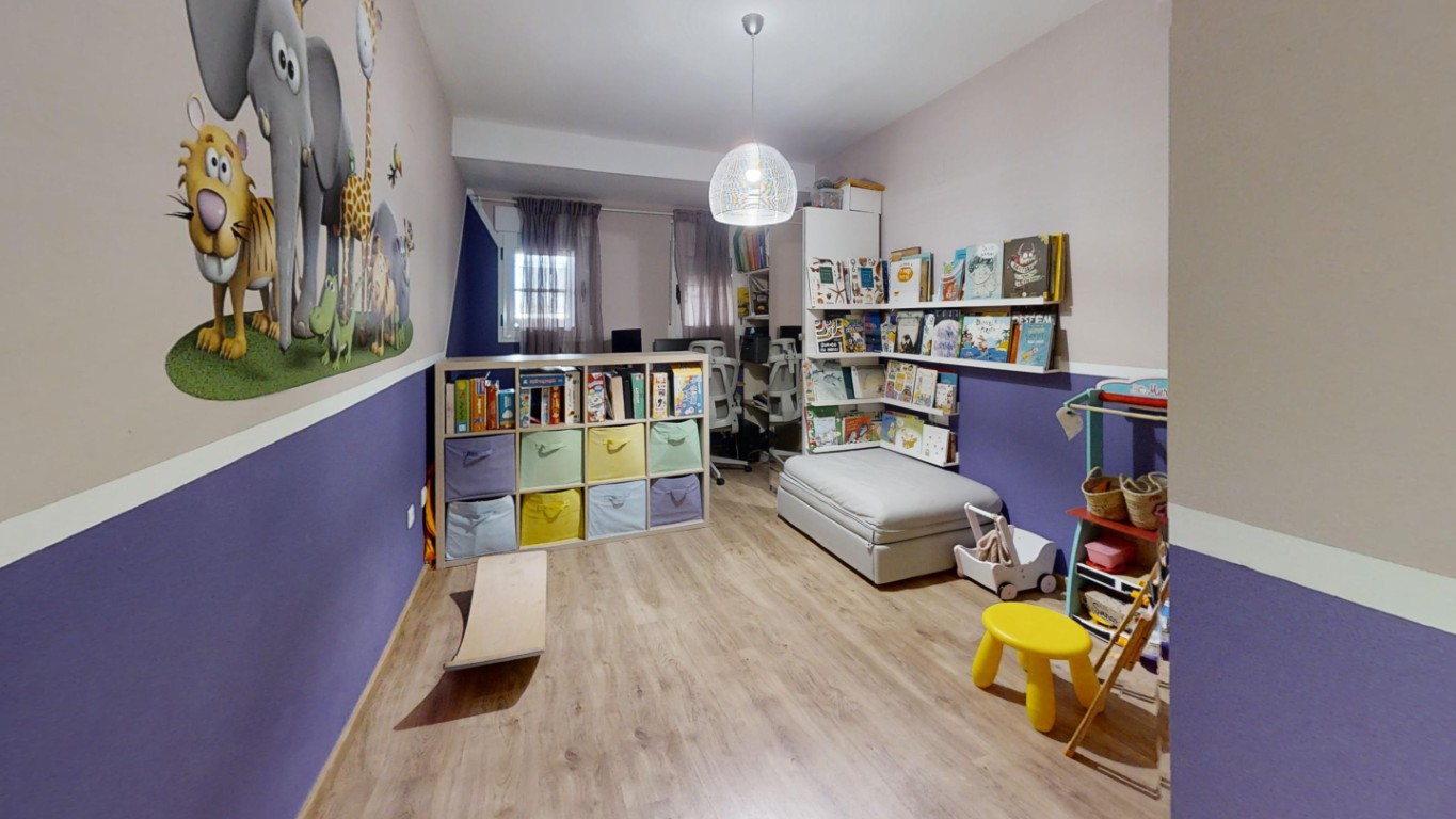 Property 2527 - Image 35